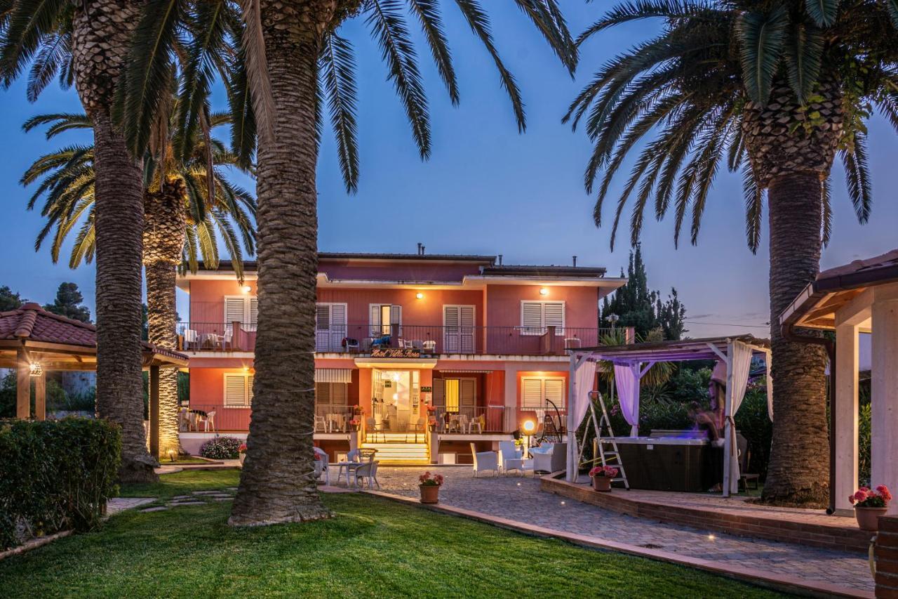 Hotel Villa Rosa Porto Azzurro Kültér fotó