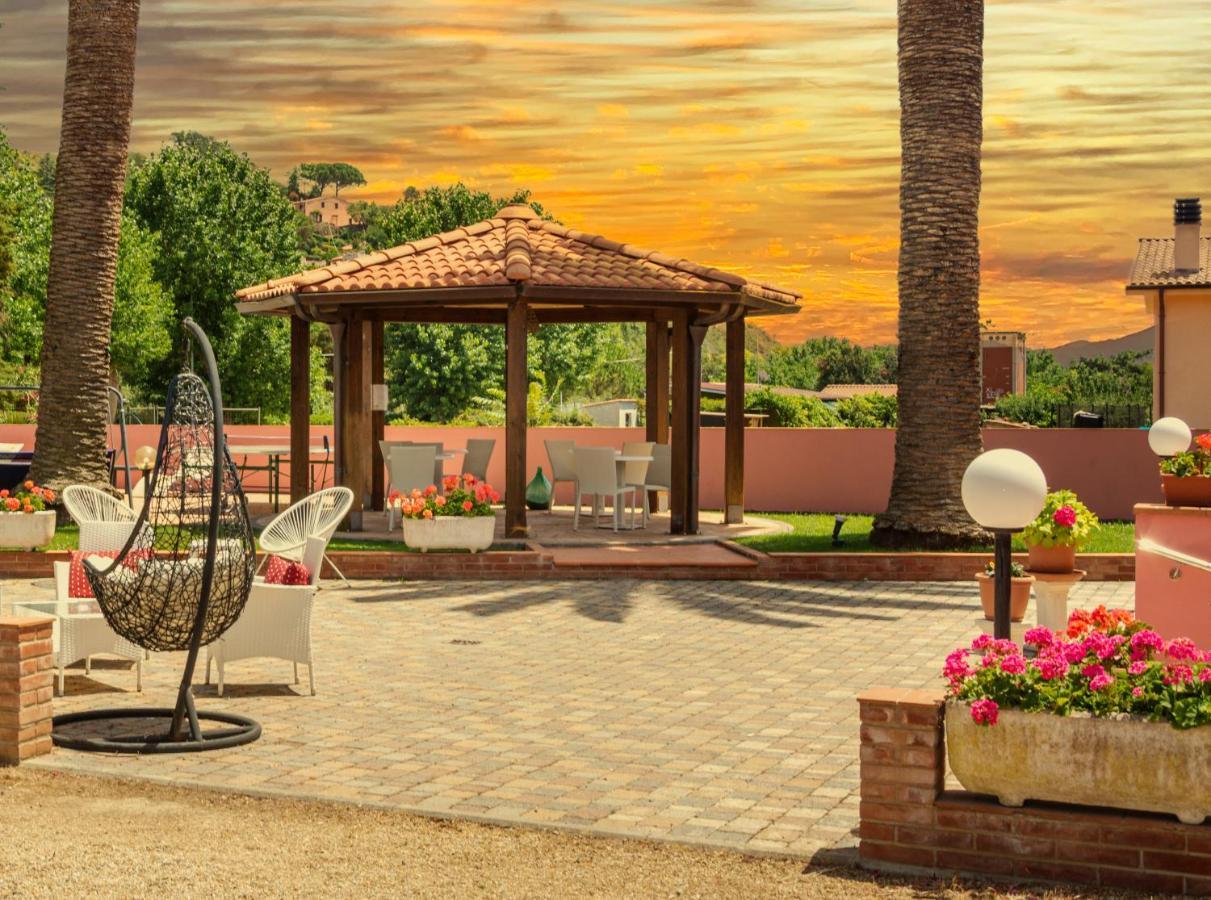 Hotel Villa Rosa Porto Azzurro Kültér fotó