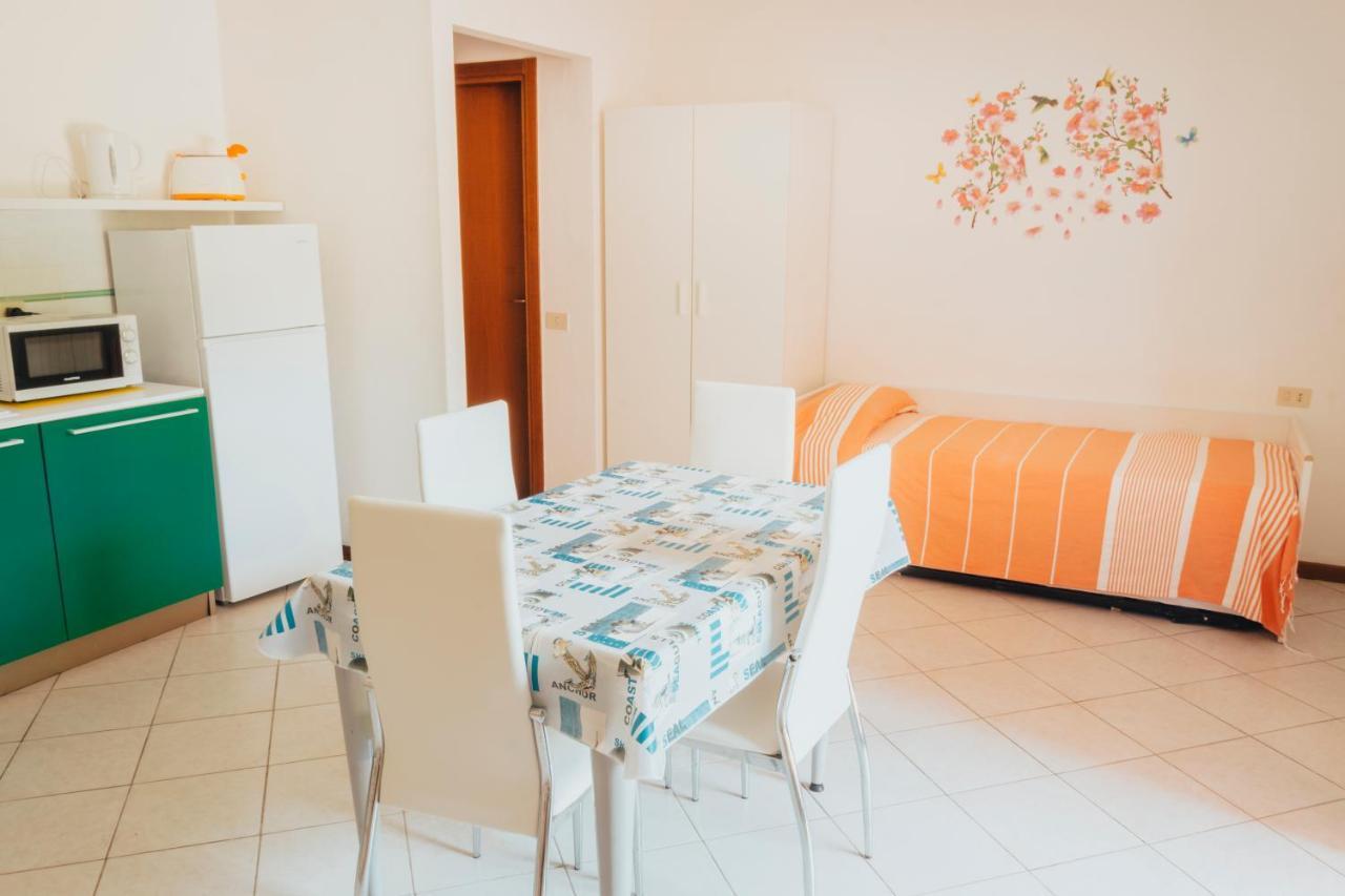 Hotel Villa Rosa Porto Azzurro Kültér fotó