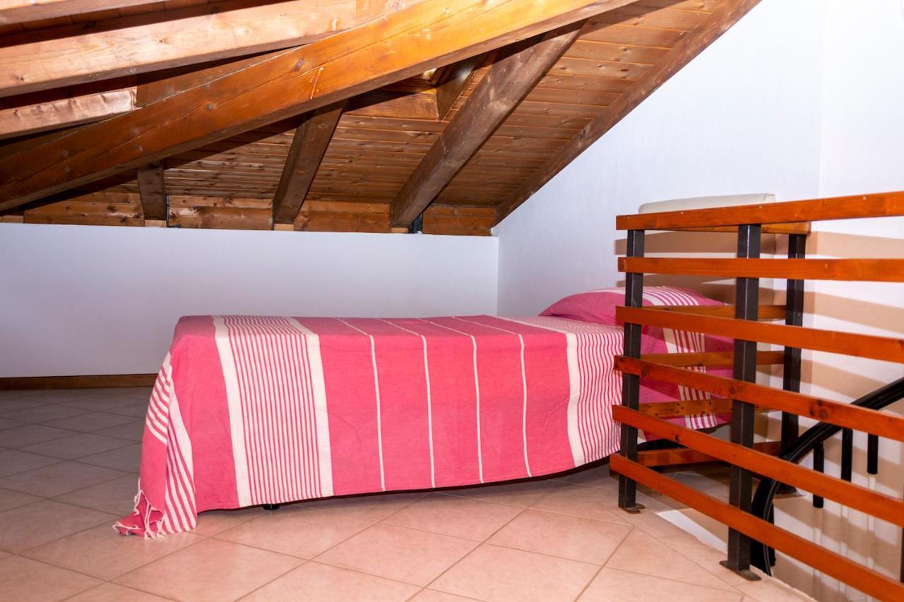 Hotel Villa Rosa Porto Azzurro Kültér fotó